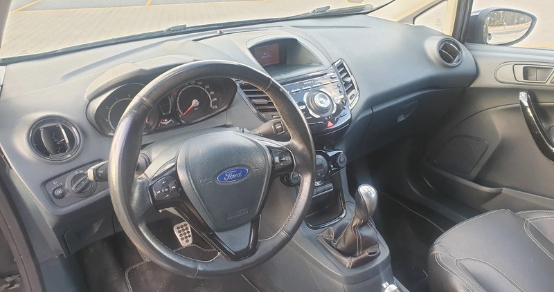 Ford Fiesta cena 23500 przebieg: 193229, rok produkcji 2012 z Białystok małe 137